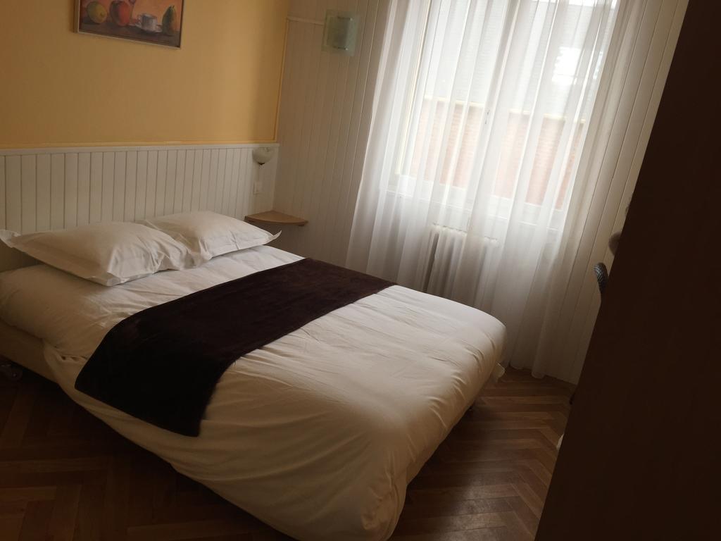 Arcantis Hotel La Residence Cergy Luaran gambar